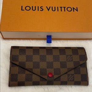 Louis Vuitton Josephine Wallet